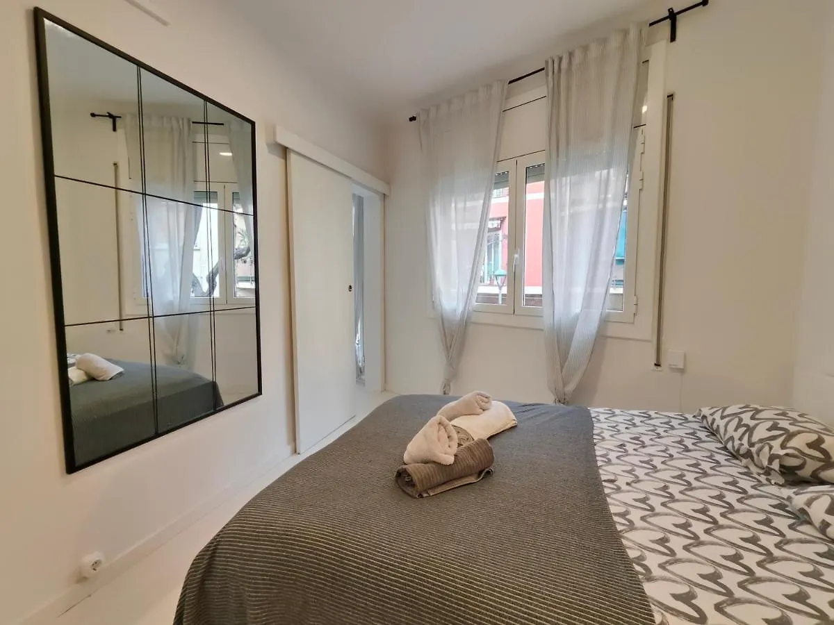 Family Apartment Close To Parc Gueell Βαρκελώνη Ισπανία